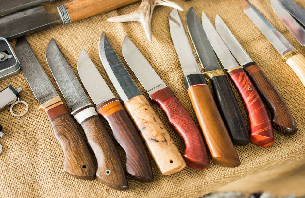 What Is The Largest Knife Collection? | World Record Collection of Knives
