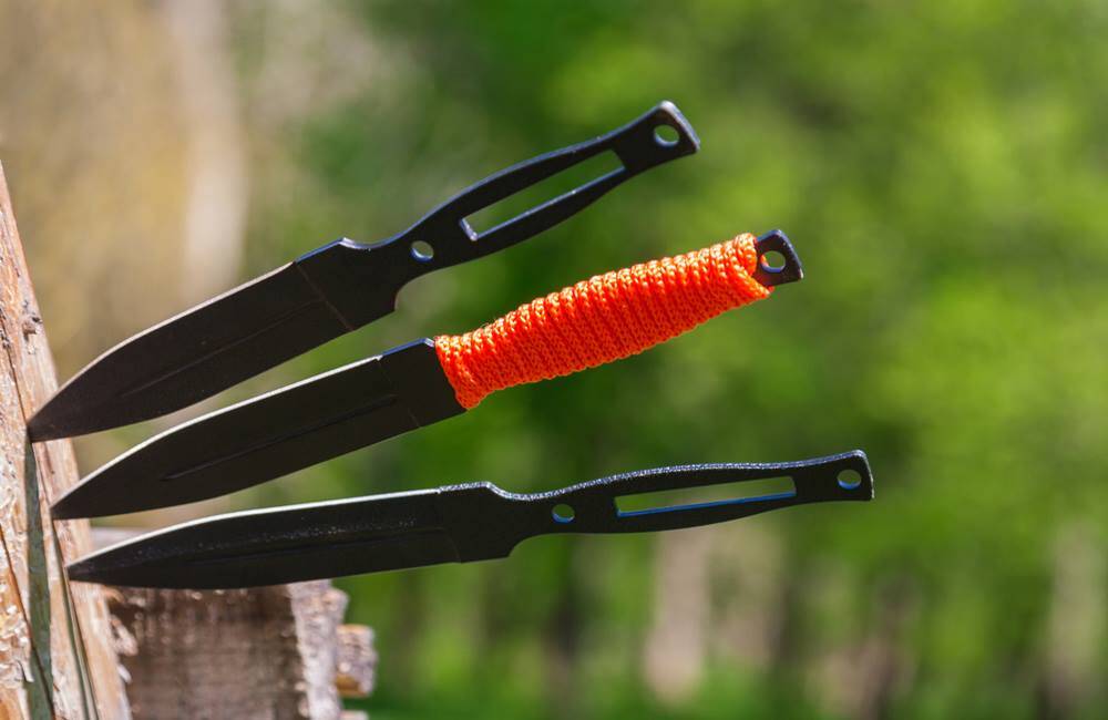 What is Knife Throwing and Why is it So Popular? | Throwing Knives